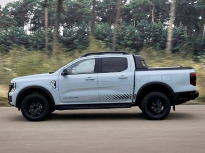 福特电动化转型遇冷？拟采购比亚迪电池布局海外混动市场寻突破-知创网